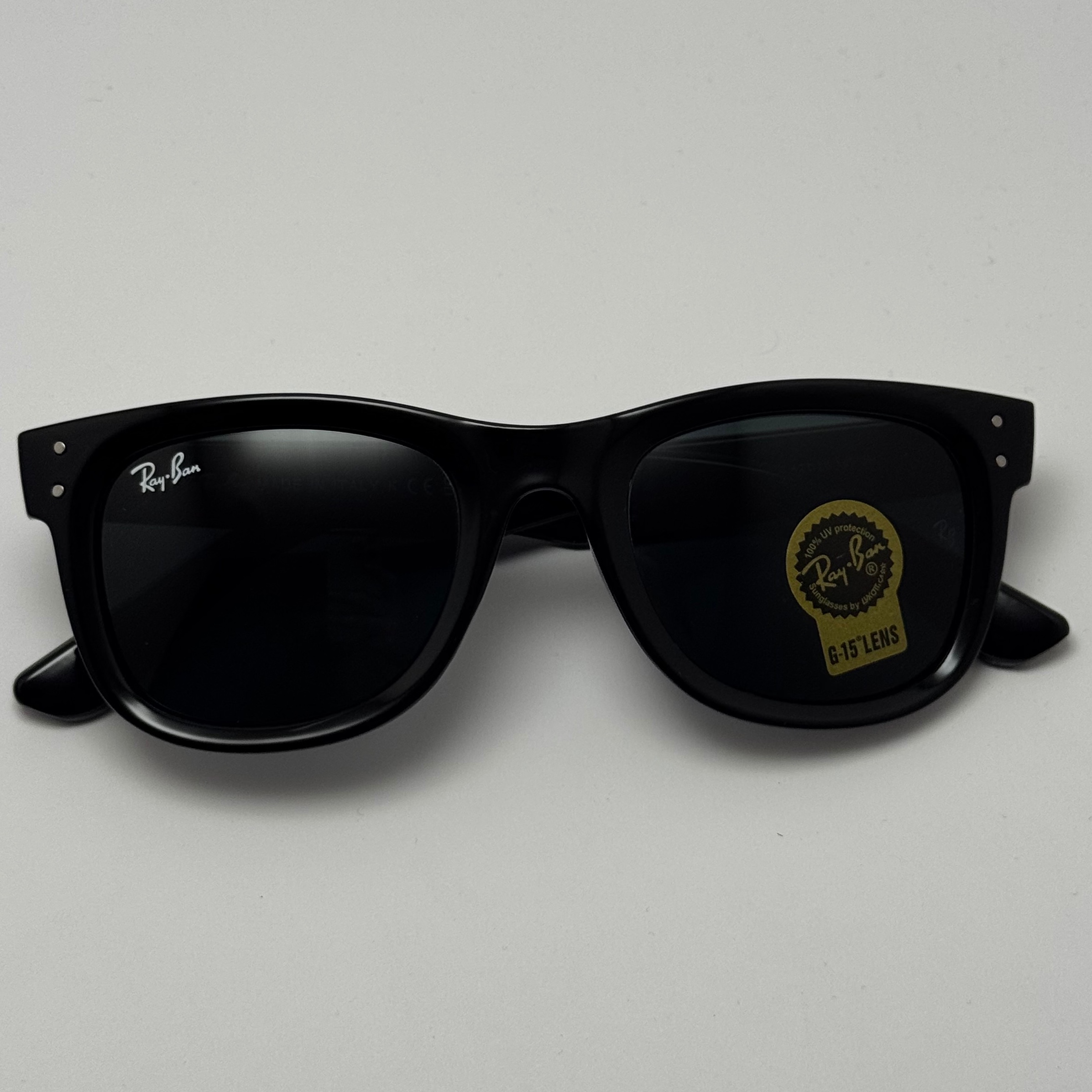 عینک آفتابی ریبن ویفرر شیشه سنگ تمام مشکی به همراه پک کامل ریبن Rayban WAYFARER RB 0502S
