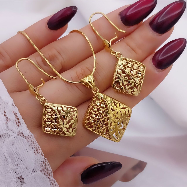 نیم ست زنانه رنگ ثابت کد 37