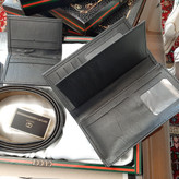 کیف چرمی ست کامل مردانه مارک قوچی با کیفیت در سه رنگبندی مشکی قهوه ای و عسلی ورق بزنید و توضیحات رو بخونید لطفا