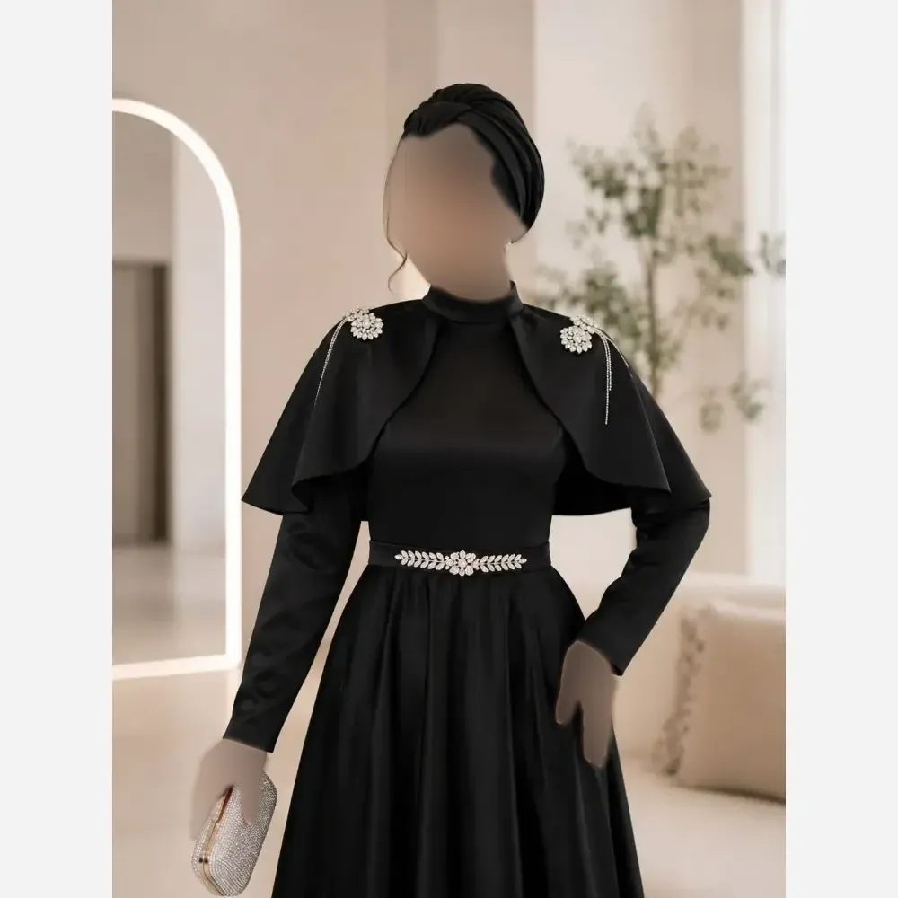 عبای مجلسی مشکی جنس مازاراتی اعلا با خرجکار سنگی دوخت شده