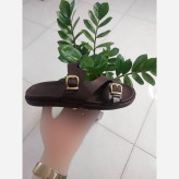 صندل زنانه دو سگک زارا با زیره پلیمر درجه یک و کفی نرم و منعطف