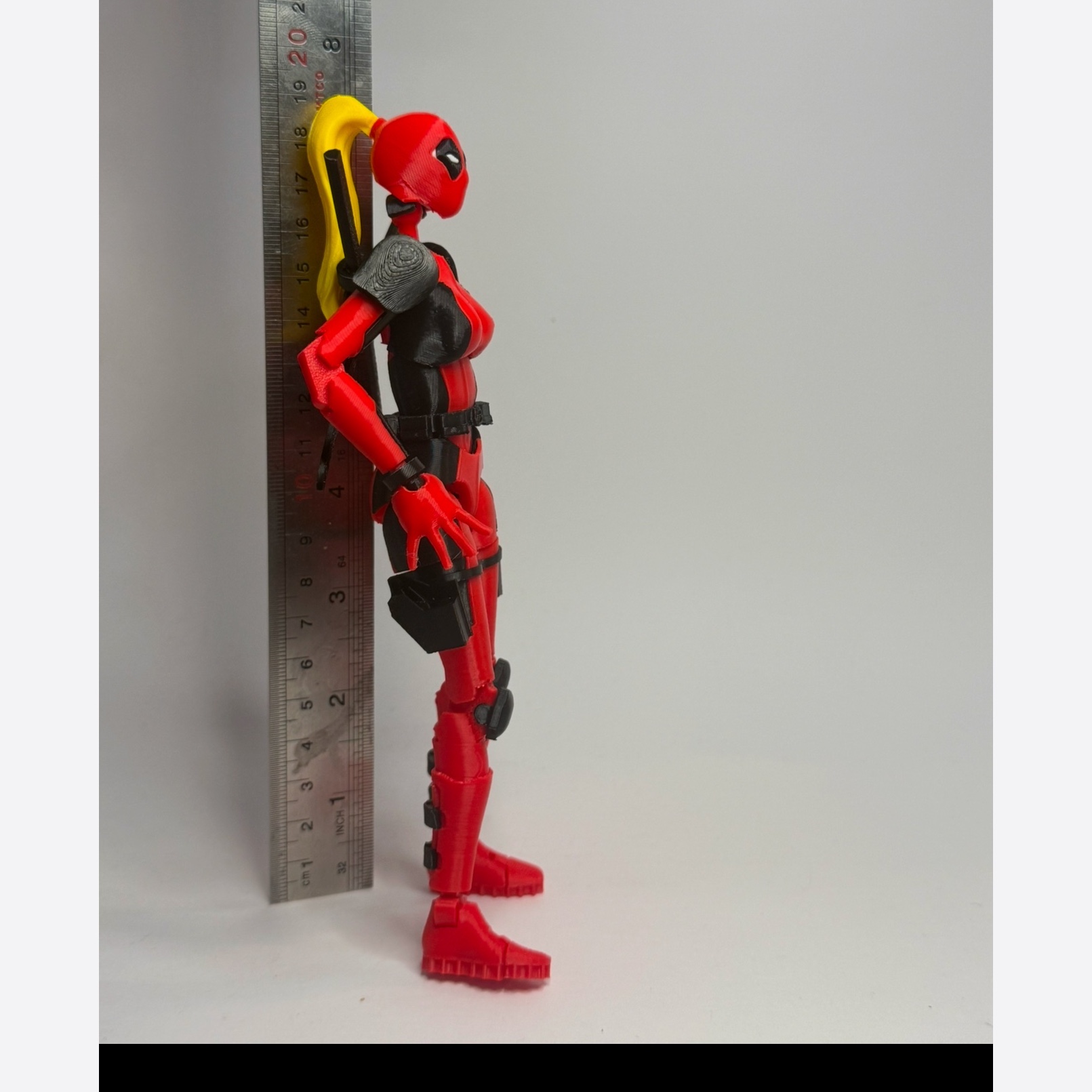 اکشن فیگور خانم لیدی ددپول(lady deadpool)