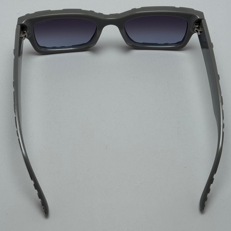 عینک آفتابی فندی FENDI طوسی کد 23087 - کیفیت مستر - لیمیتد ادیشن (ارسال رایگان)
