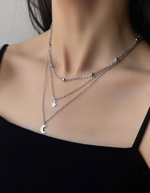 گردنبند سه لاین ماه و ستاره